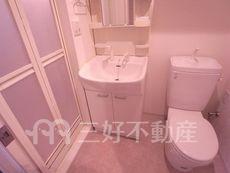 別の部屋（左右反転した間取りの部屋）の写真です。現状優先。