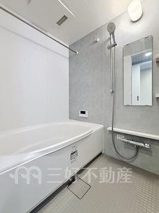 バス