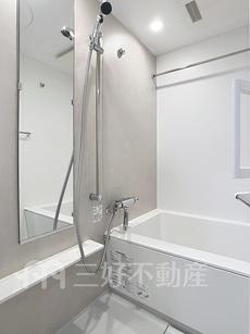 バス