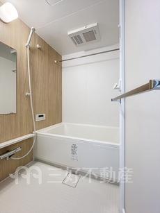 バス
