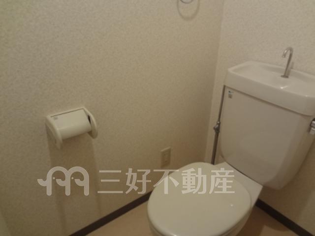 apartment 片縄東１丁目