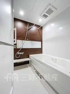 バス