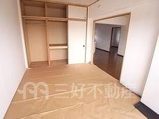 居間