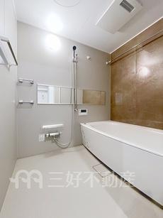 バス