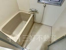 バス