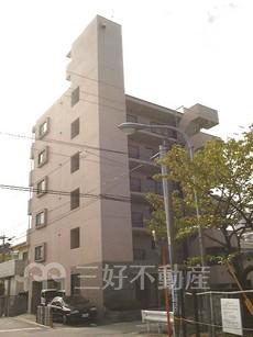 ラ・フェスタ吉塚