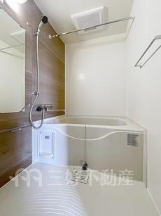 バス
