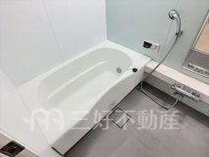 バス