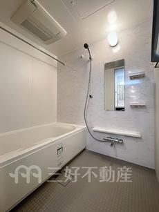 バス
