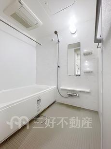 バス