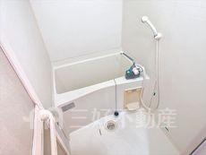 バス
