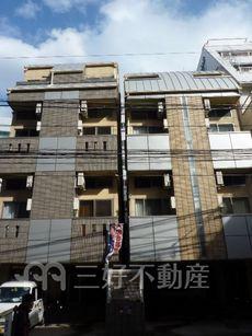 イル・グラッツィア博多駅東2
