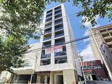 メゾンドゥ　ラパン　ブラン